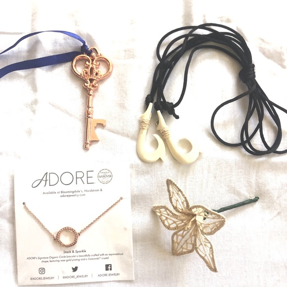 FUN -n- BUNDLE ✨7 items - Picture 4 of 12